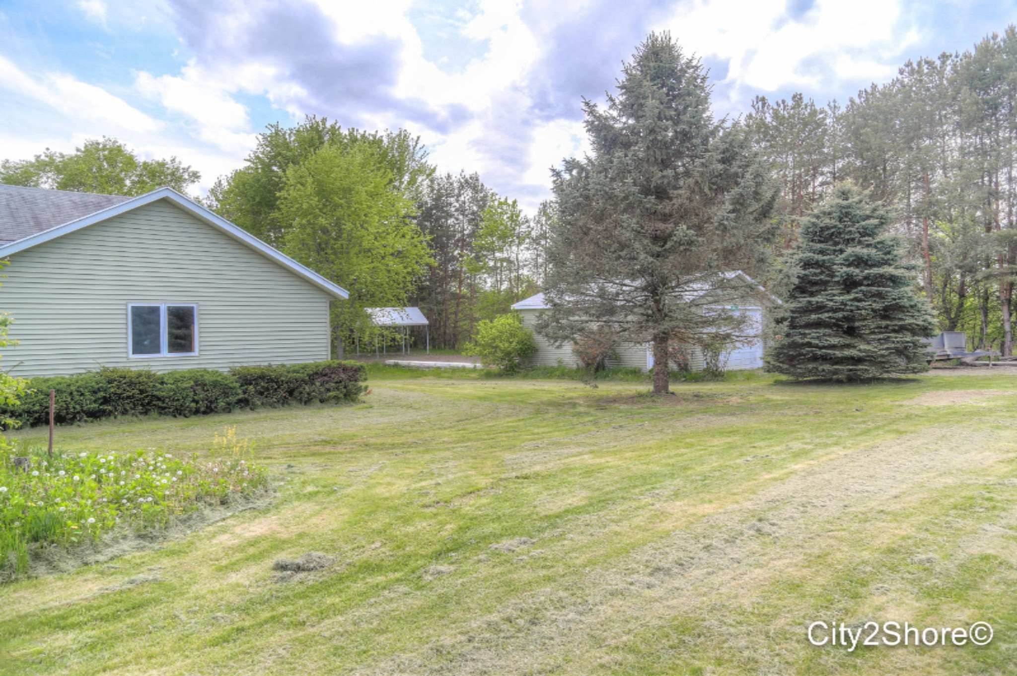 6450 Duncan Lake Road Middleville, MI 49333 - Photo 38 of 40 6450 Duncan-37