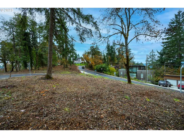 $199,000 | 2985 Capital Drive, Unit 3, Eugene, OR 97403