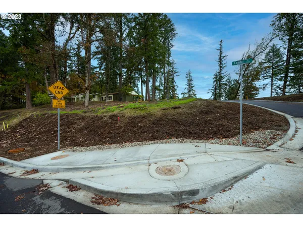 $199,000 | 2985 Capital Drive, Unit 3, Eugene, OR 97403