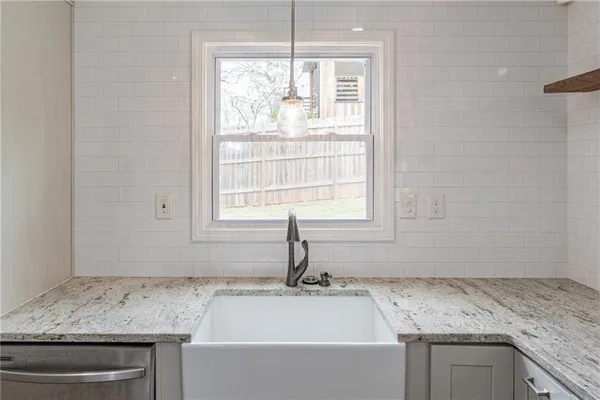 $2,000 | 1660 White Oak Way, Decatur, GA 30032