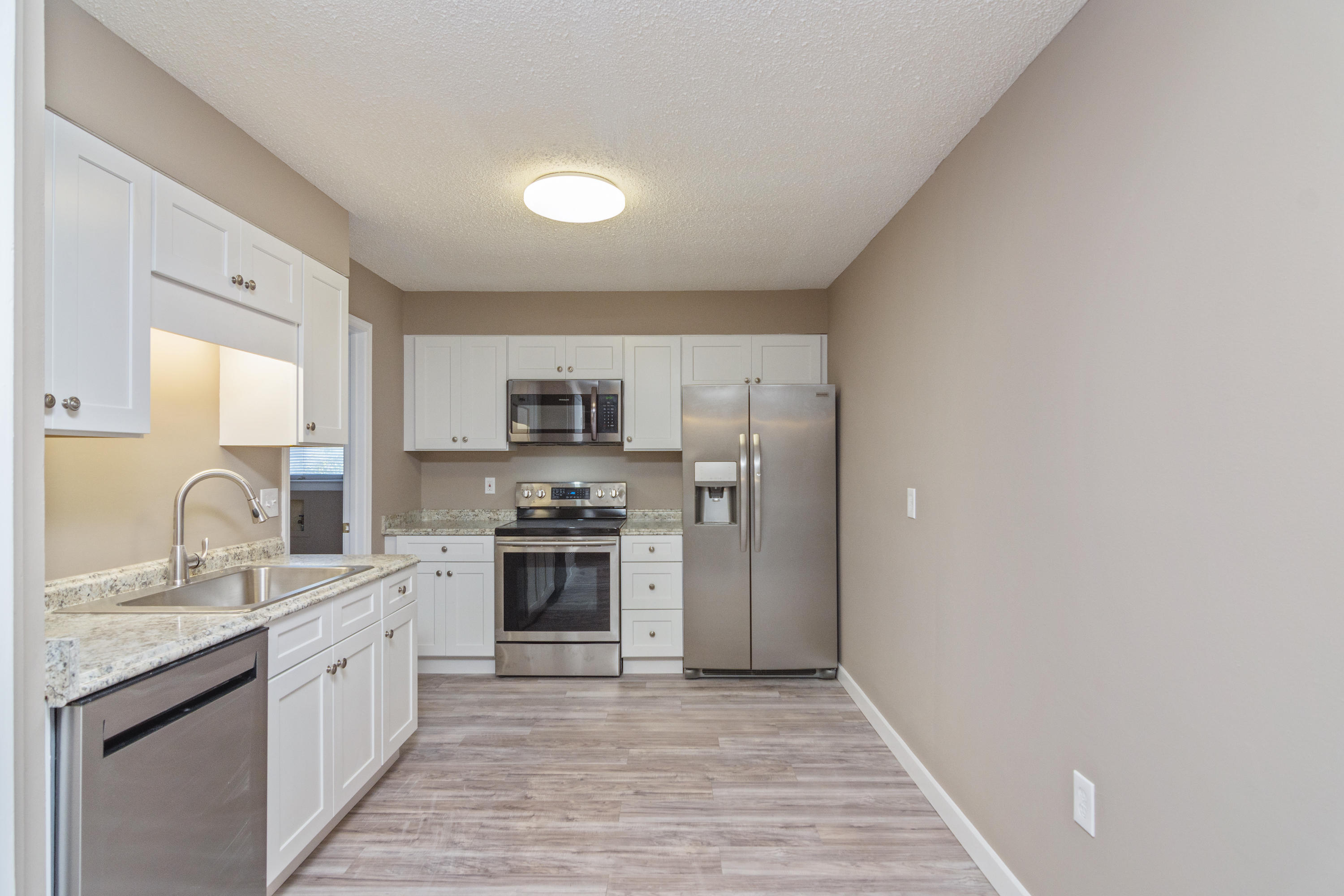 98 Josie Road Mary Esther, FL 32569 - Photo 11 of 32 Josie Rd Apartments-02