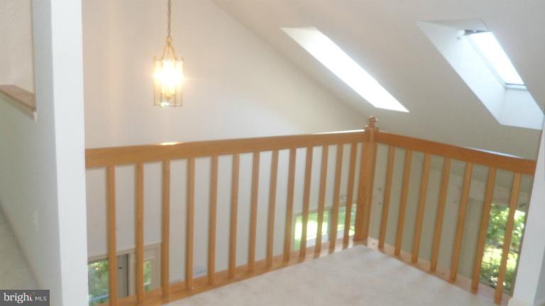 9240 Ispahan Loop Laurel, MD 20708 - Photo 9 of 16 Interior (General)