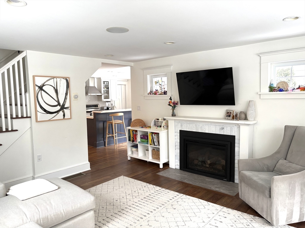 91 Eliot Street Brookline, MA 02467 - Photo 4 of 16