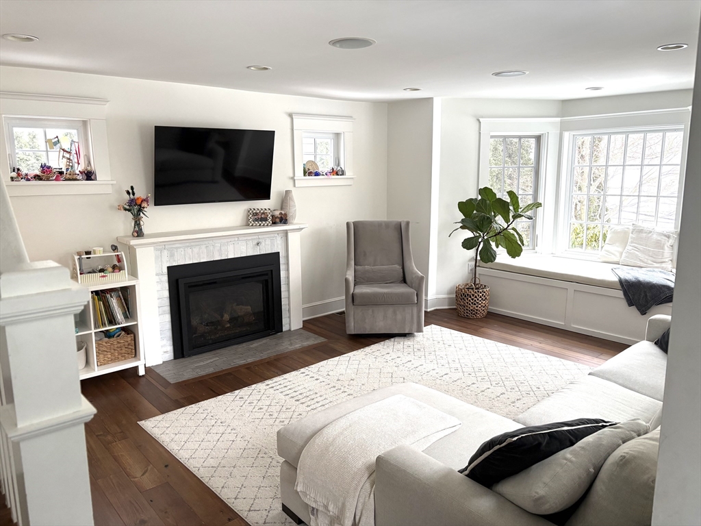 91 Eliot Street Brookline, MA 02467 - Photo 5 of 16