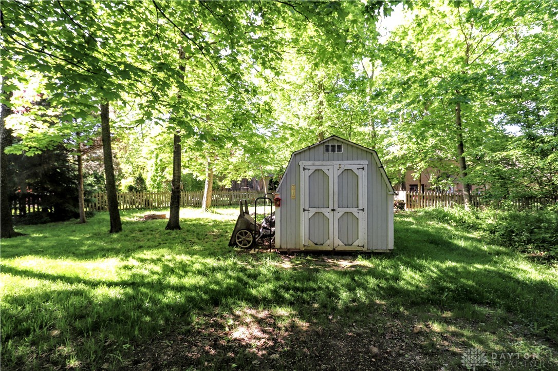 3545 Ridgeway Road Bellbrook, OH 45305 - Photo 49 of 65