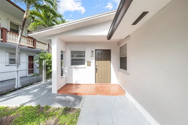 $2,850 | 85 West 24th Street, Unit 85, Hialeah, FL 33010