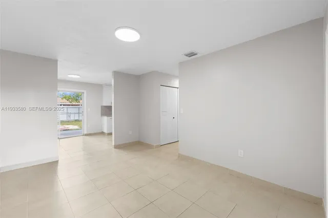 $2,850 | 85 West 24th Street, Unit 85, Hialeah, FL 33010