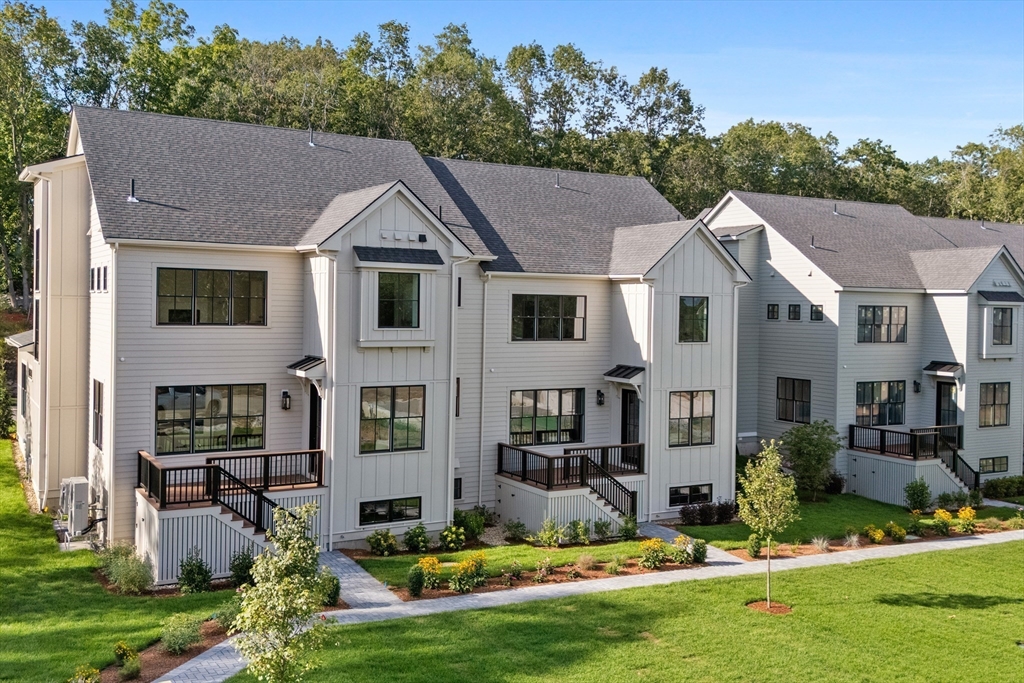 26 Common Court, Unit 26 Lexington, MA 02421 - Photo 40 of 41 Gallery Image 40