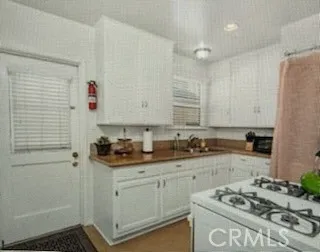 $3,200 | 5805 2nd Street, Long Beach, CA 90803