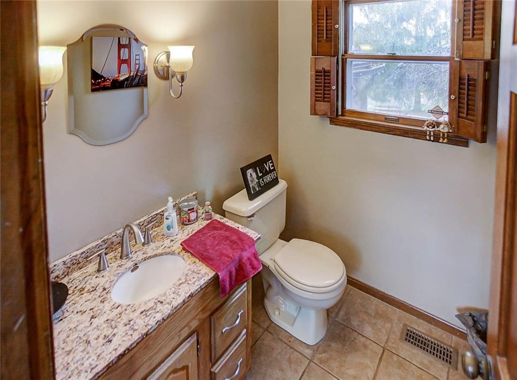 2825 Skylark Road Springfield, OH 45504 - Photo 19 of 39