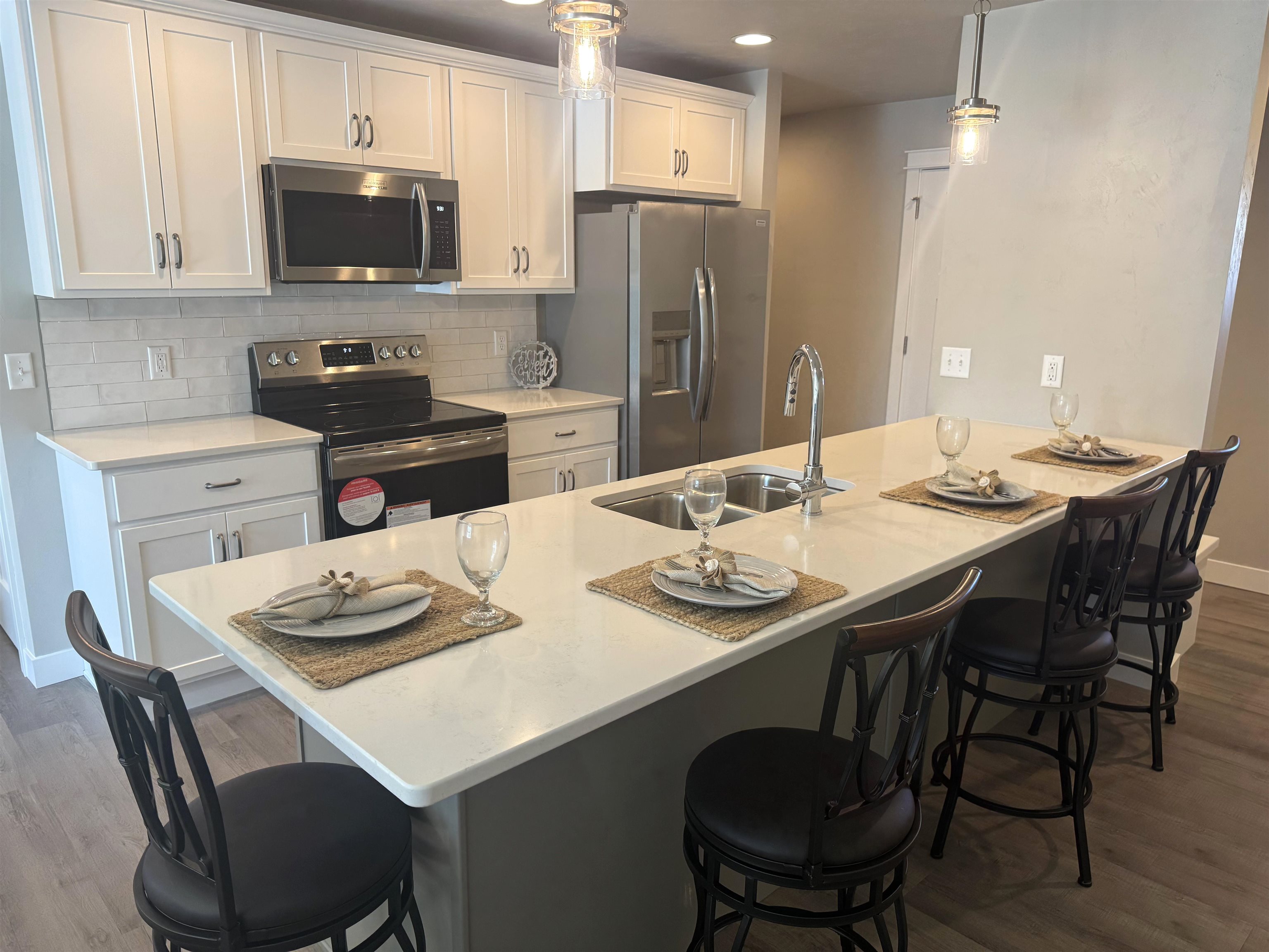 4762 North Marlo Way, Unit 3 Appleton, WI 54913 - Photo 5 of 25