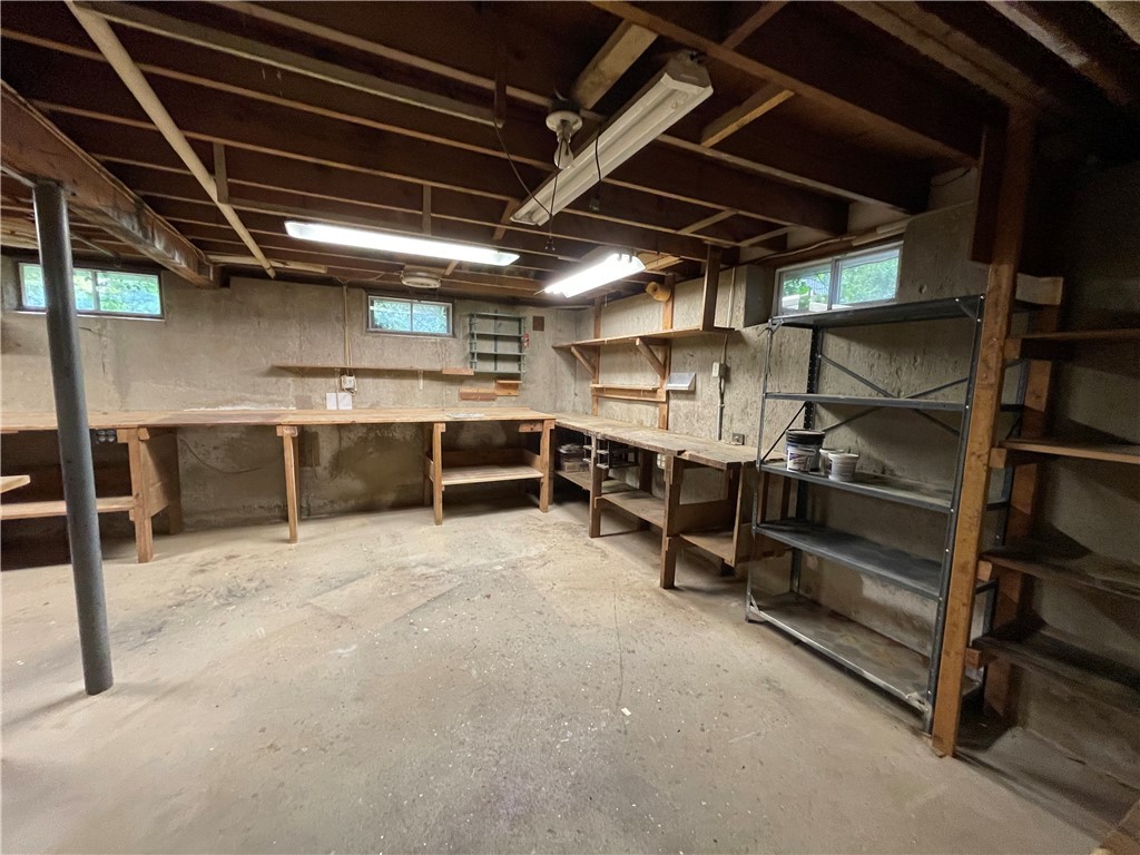107 Johnson Boulevard Coventry, RI 02816 - Photo 20 of 28