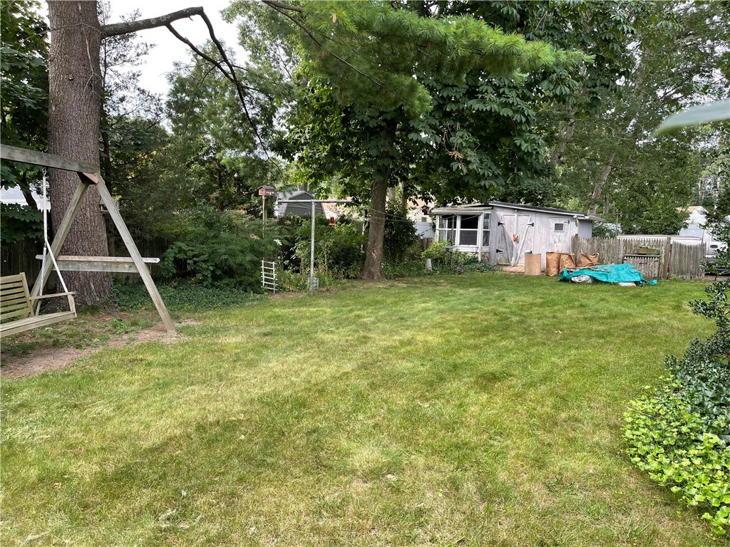 107 Johnson Boulevard Coventry, RI 02816 - Photo 27 of 28
