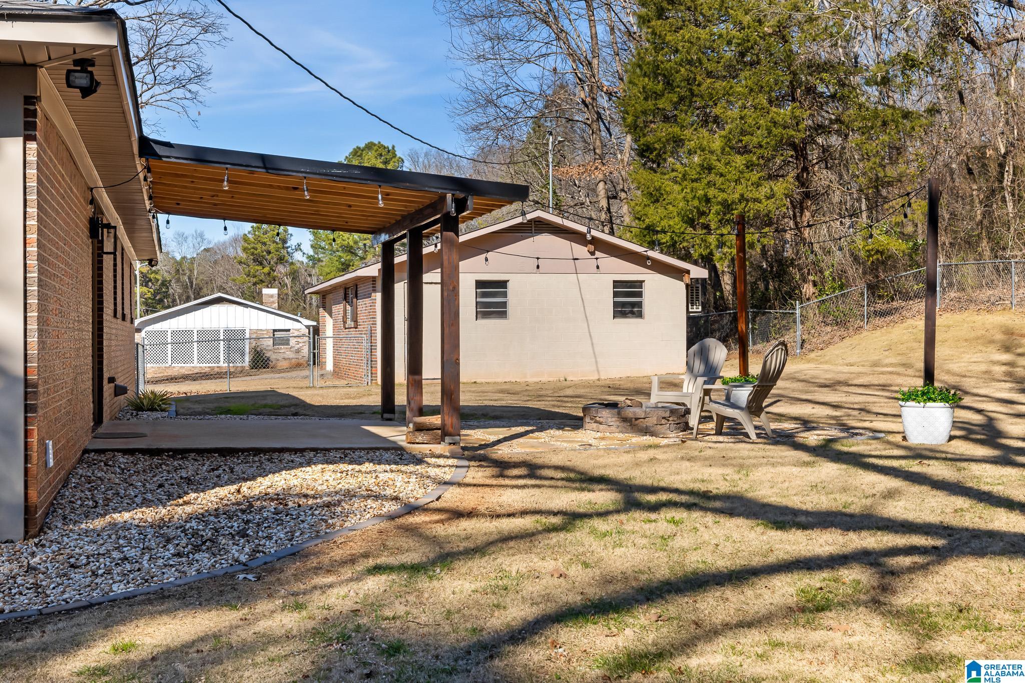 135 Anjill Street Talladega, AL 35160 - Photo 10 of 29