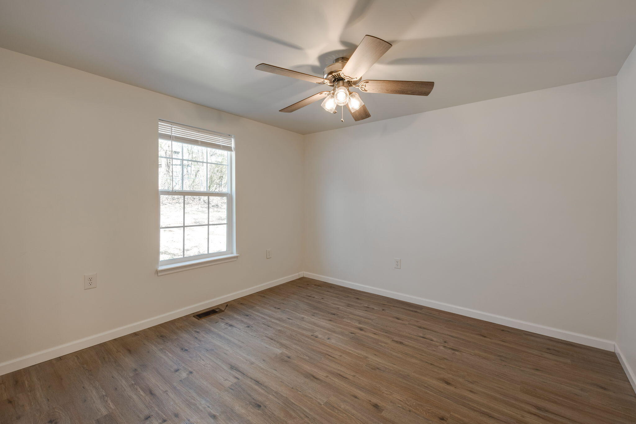3520 Buchanan Road Southeast Cleveland, TN 37323 - Photo 26 of 50 28-web-or-mls-DSC_2347