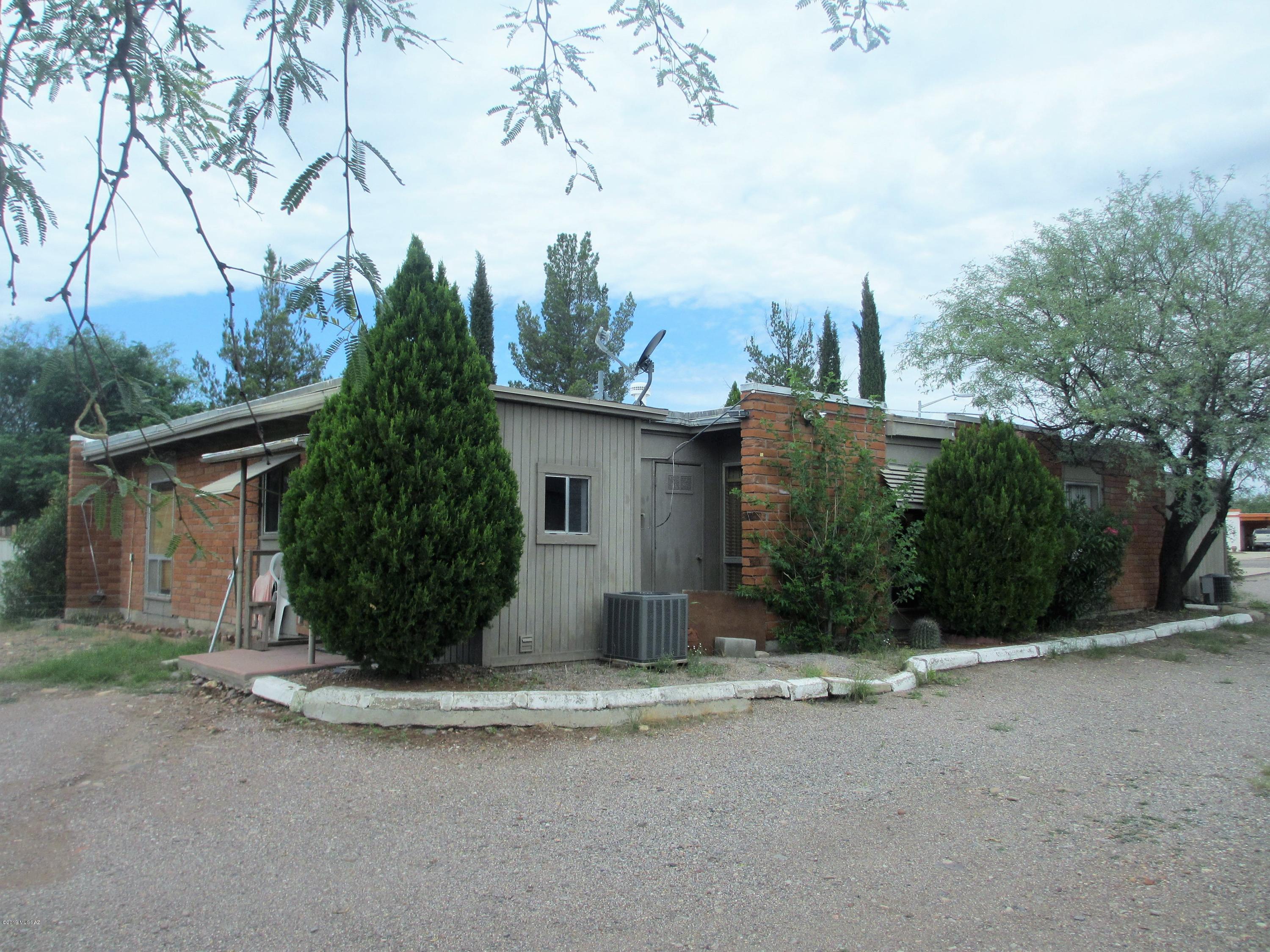 409 B Sykes Circle Rio Rico, AZ 85648 - Photo 4 of 26