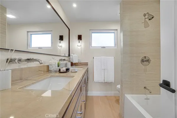 $2,999,000 | 3313 Pacific Avenue, Manhattan Beach, CA 90266