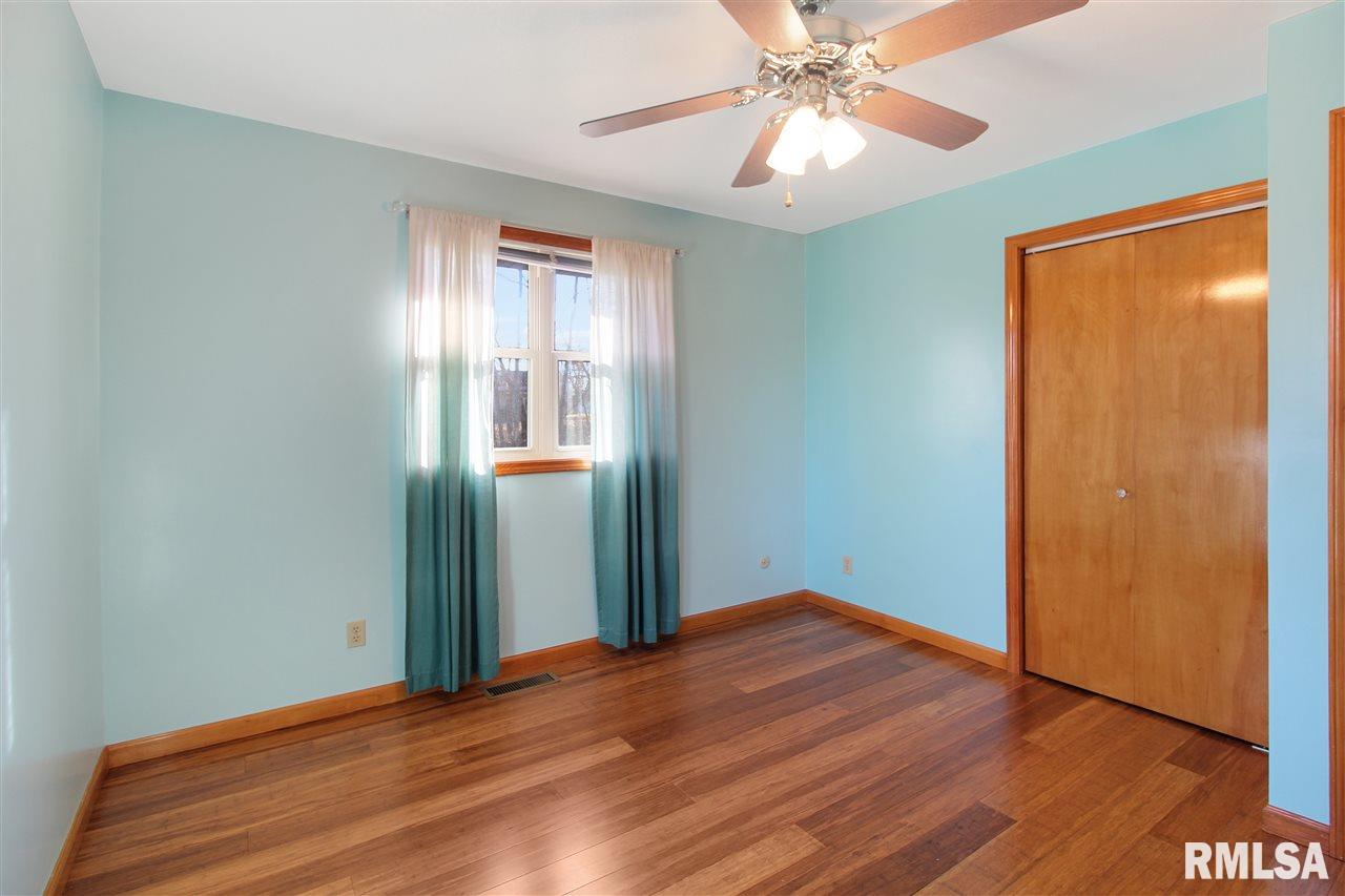 4715 West Middle Road Peoria, IL 61607 - Photo 14 of 33 Gallery Image 14