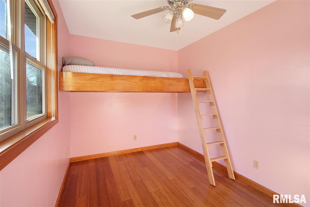4715 West Middle Road Peoria, IL 61607 - Photo 18 of 33 Gallery Image 18