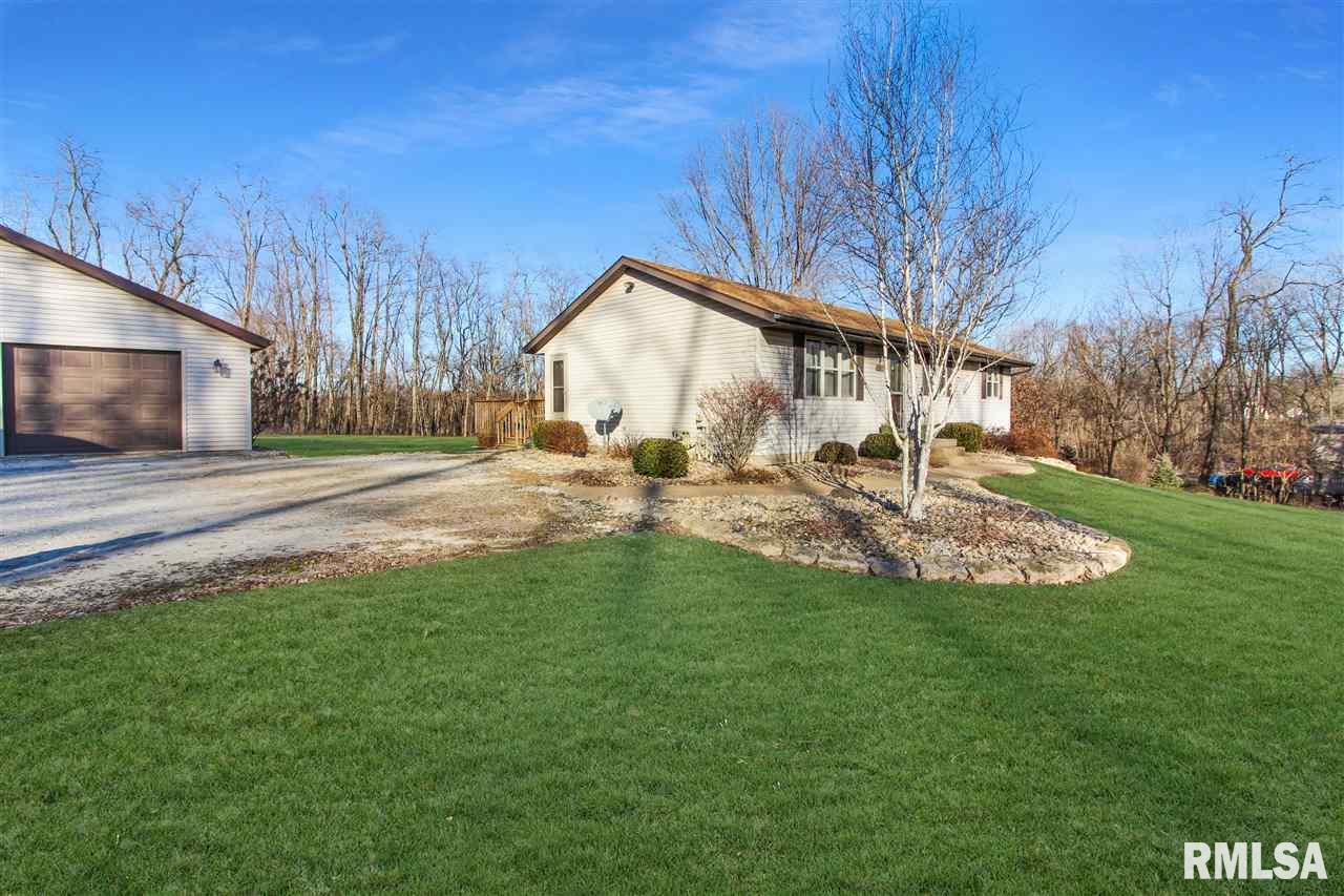 4715 West Middle Road Peoria, IL 61607 - Photo 2 of 33 Gallery Image 2