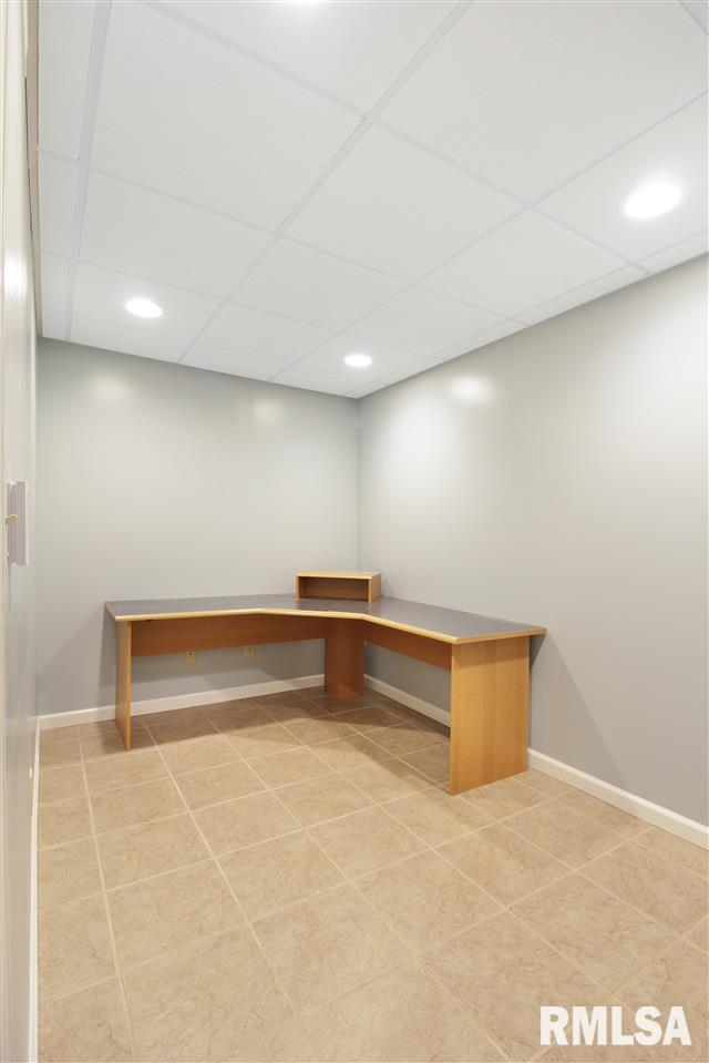 4715 West Middle Road Peoria, IL 61607 - Photo 26 of 33 Gallery Image 26