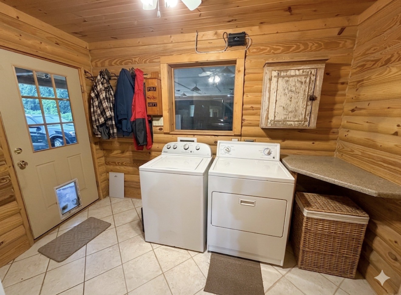 33315 Fulshear Farms Road Fulshear, TX 77441 - Photo 16 of 19 a utility room with dryer and washer
