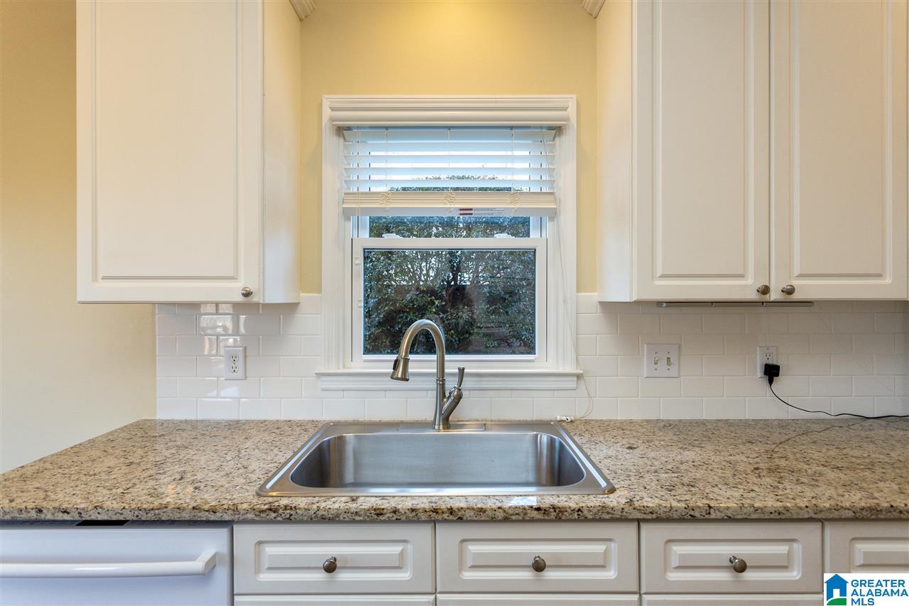 92 Maple Trace Birmingham, AL 35244 - Photo 17 of 50