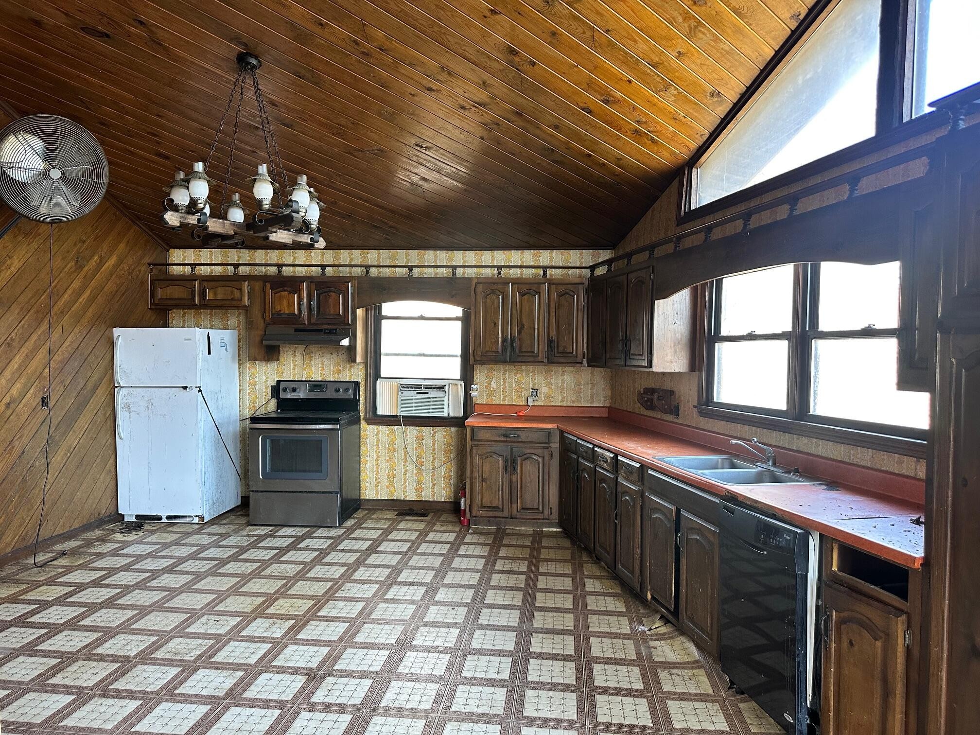 461 Upper River Road Northeast Charleston, TN 37310 - Photo 11 of 23 Gallery Image 11