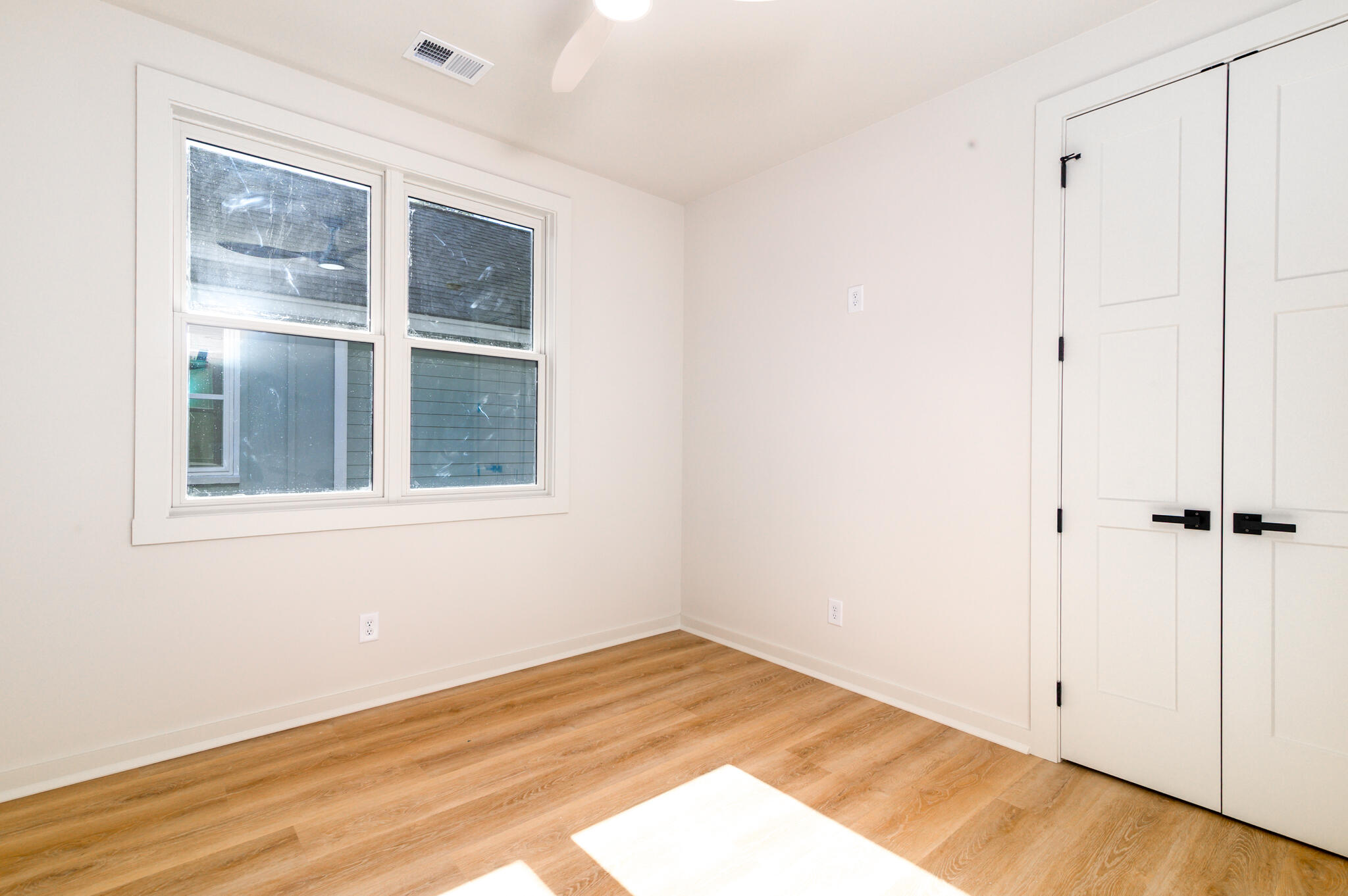 6 F Street Charleston, SC 29403 - Photo 16 of 26 6 F St - 14 - CMG