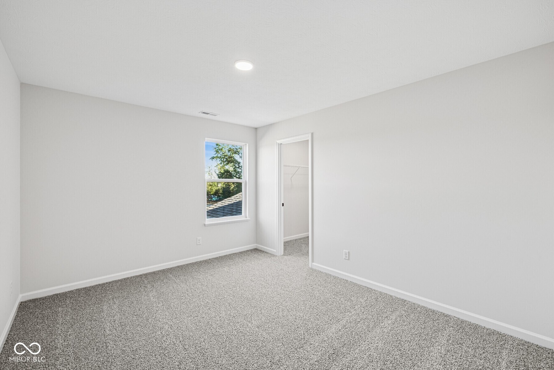 5228 Dragon Tree Lane Indianapolis, IN 46239 - Photo 11 of 28