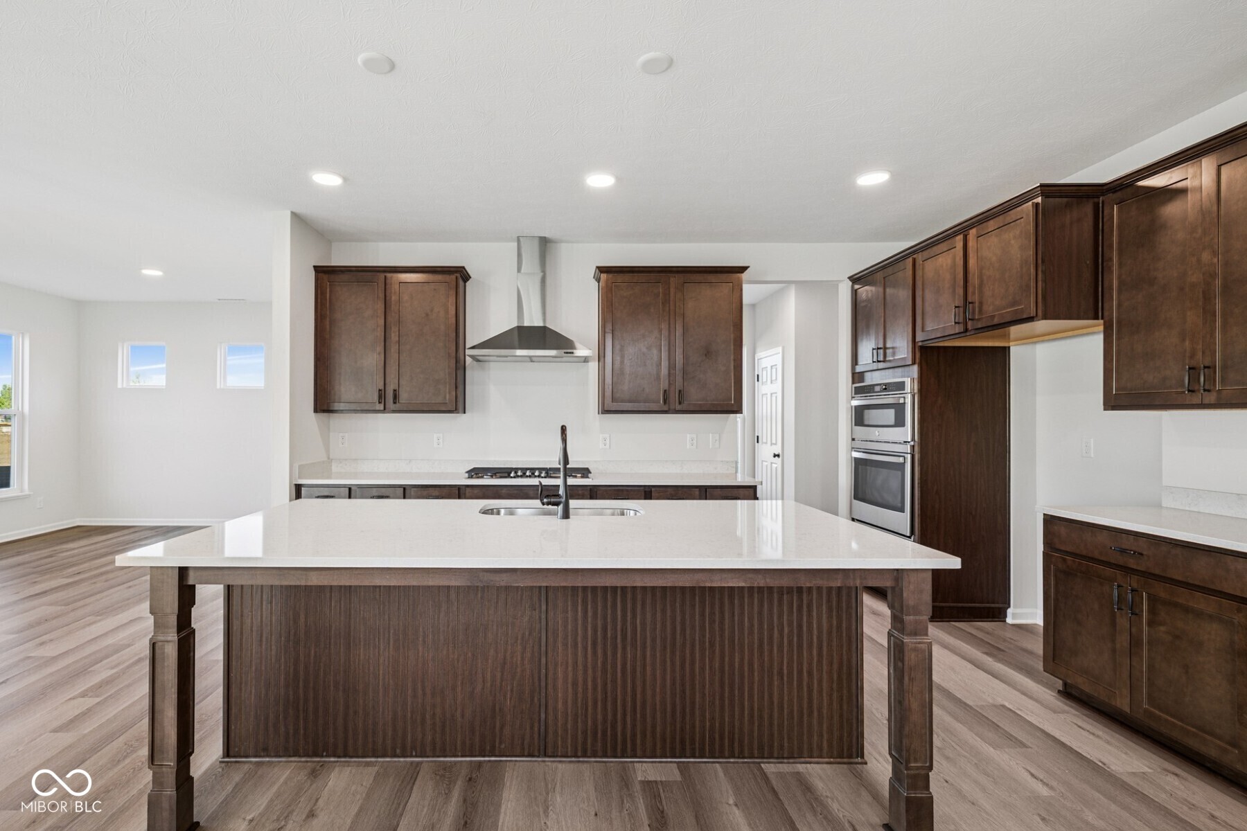 5228 Dragon Tree Lane Indianapolis, IN 46239 - Photo 3 of 28