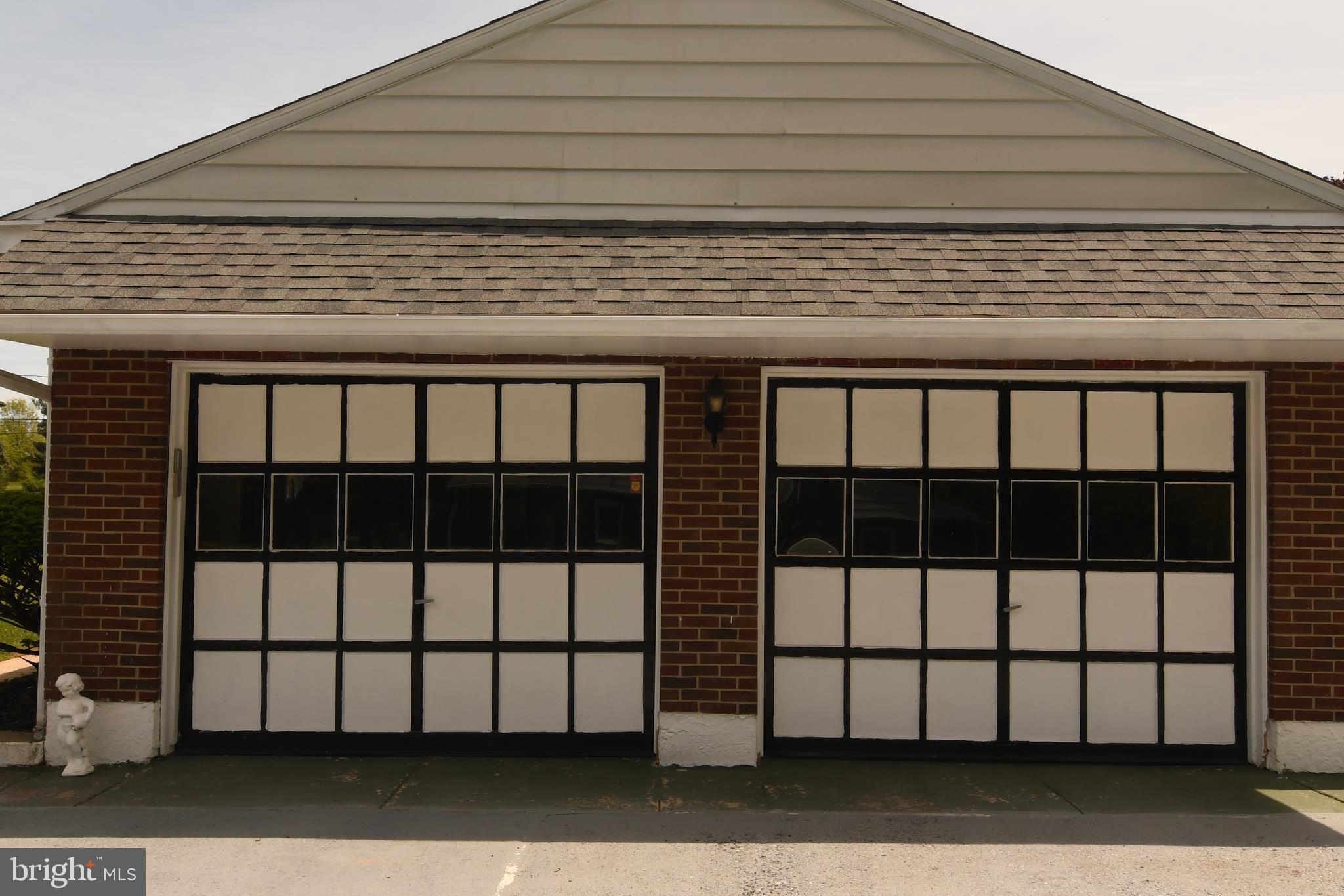 2960 Township Line Road Eagleville, PA 19403 - Photo 5 of 34 2 Car Garage with interior entrance