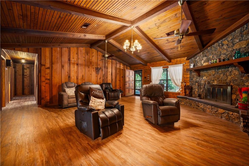 121 Calvin Street Anacoco, LA 71403 - Photo 8 of 37