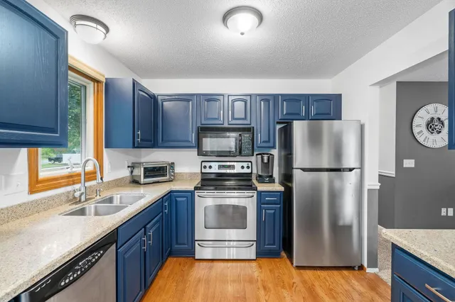 $400,000 | 6542 Black Duck Drive South, Lino Lakes, MN 55014