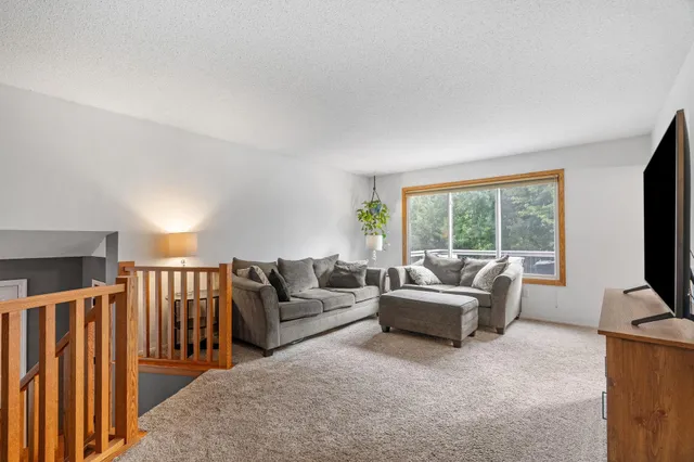 $400,000 | 6542 Black Duck Drive South, Lino Lakes, MN 55014