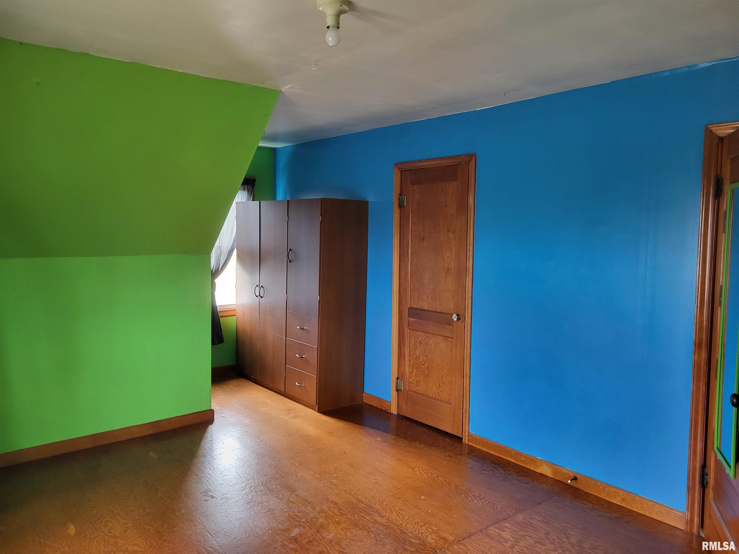 562 North Co Road 850 Sutter, IL 62373 - Photo 13 of 17