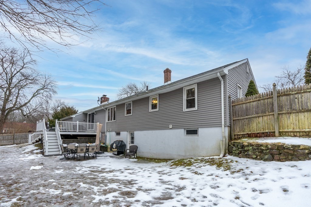 86 Mayfield Street Springfield, MA 01108 - Photo 36 of 41