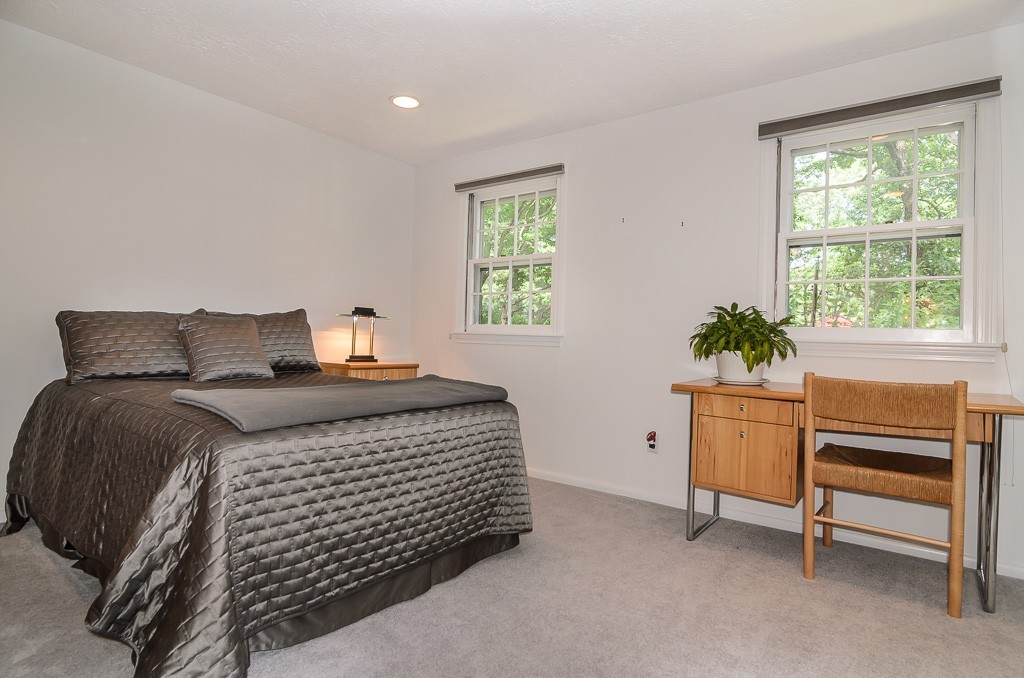 33 Cider Mill Road Framingham, MA 01701 - Photo 16 of 22