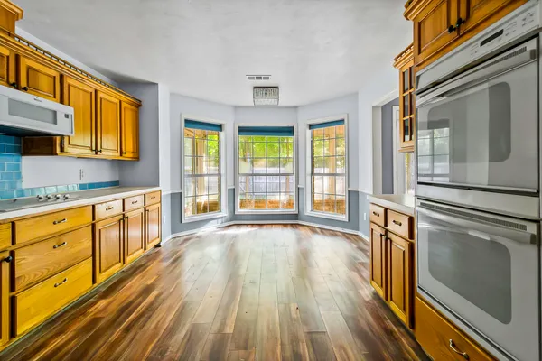 $242,000 | 6 Lost Forest, Trinity, TX 75862