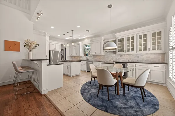 $1,749,000 | 4019 Whitman Street, Houston, TX 77027