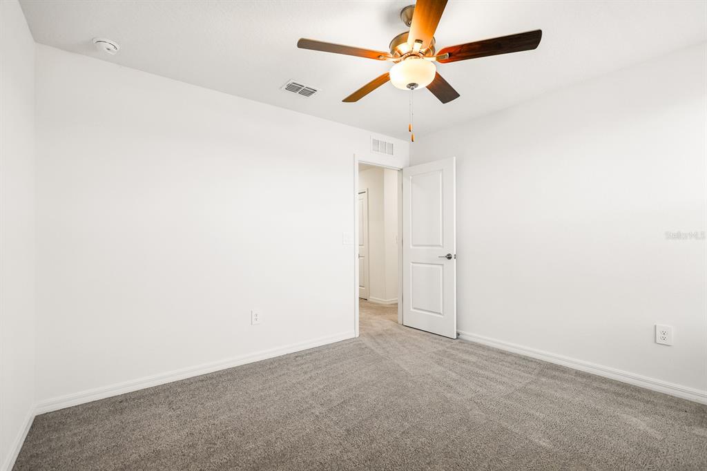 2881 Silver Scallop Loop Wimauma, FL 33598 - Photo 31 of 40