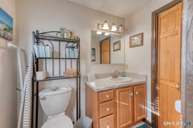 $389,900 | 100 Spice Hill Drive, Meriden, CT 06451