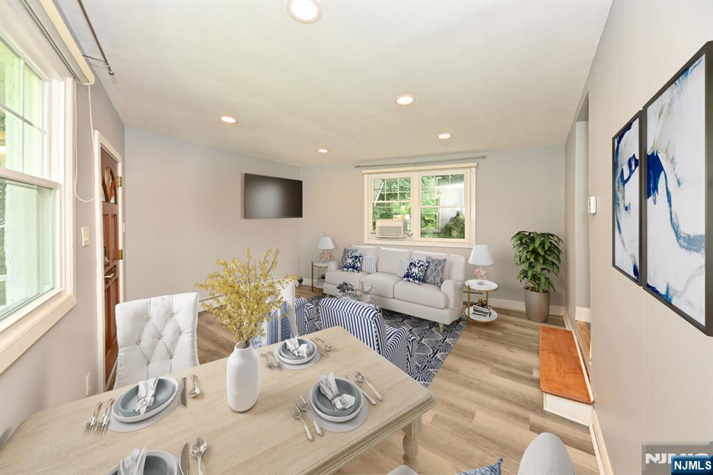 221 Lakeview Drive Ridgewood, NJ 07450 - Photo 5 of 32