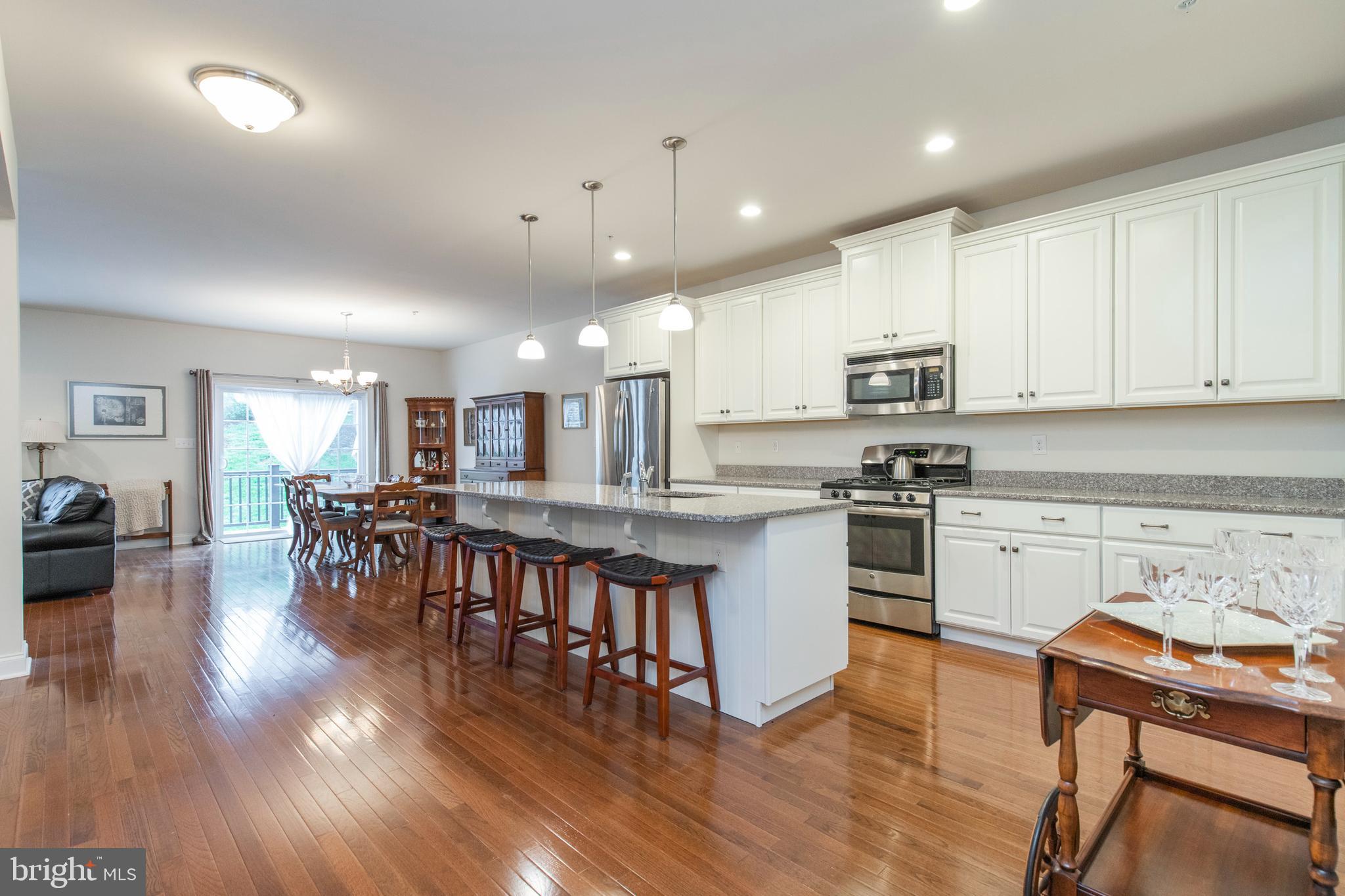 419 Ravenscliff Drive Springfield, PA 19064 - Photo 9 of 33