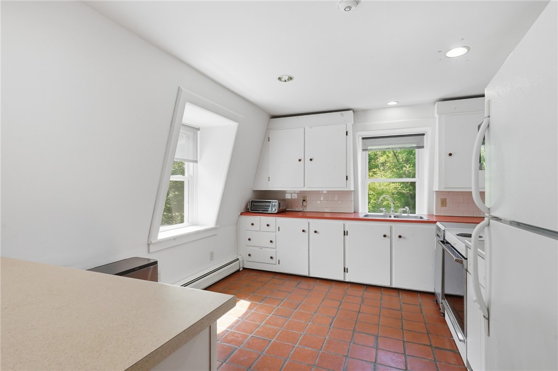 7 Nichols Lane, Unit 7 Hopkinton, RI 02832 - Photo 10 of 34