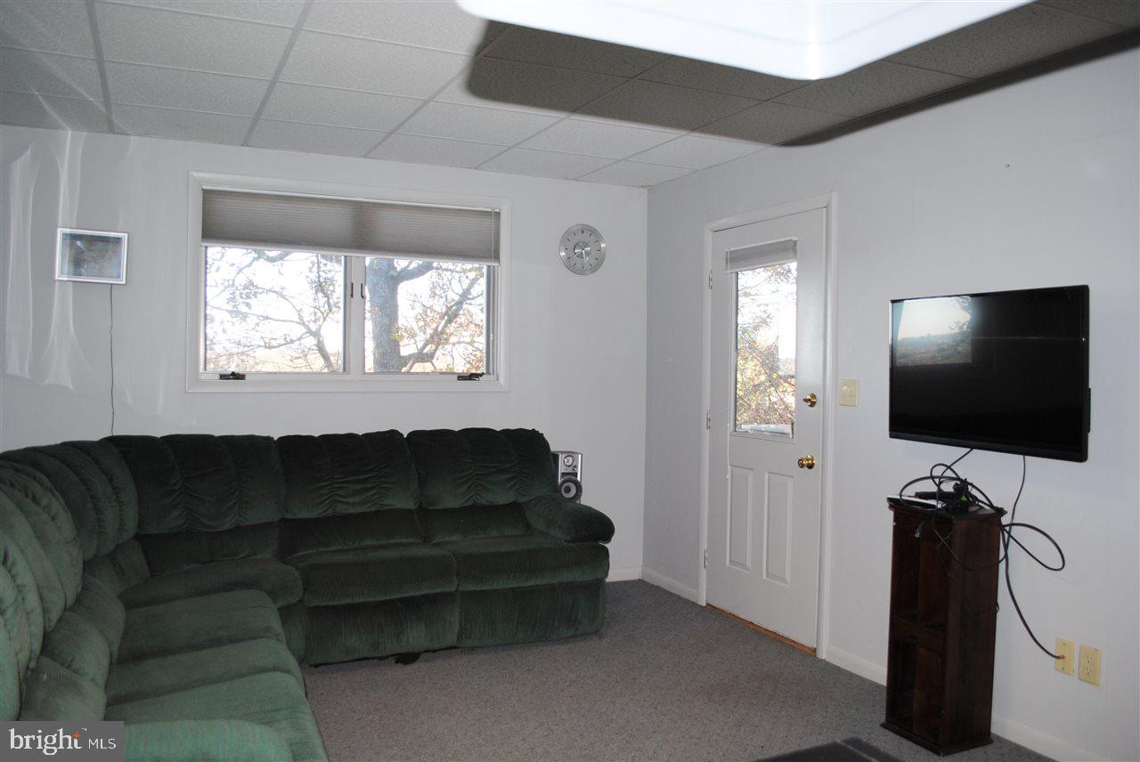 50 Greenleaf Road York, PA 17406 - Photo 11 of 13 Gallery Image 11