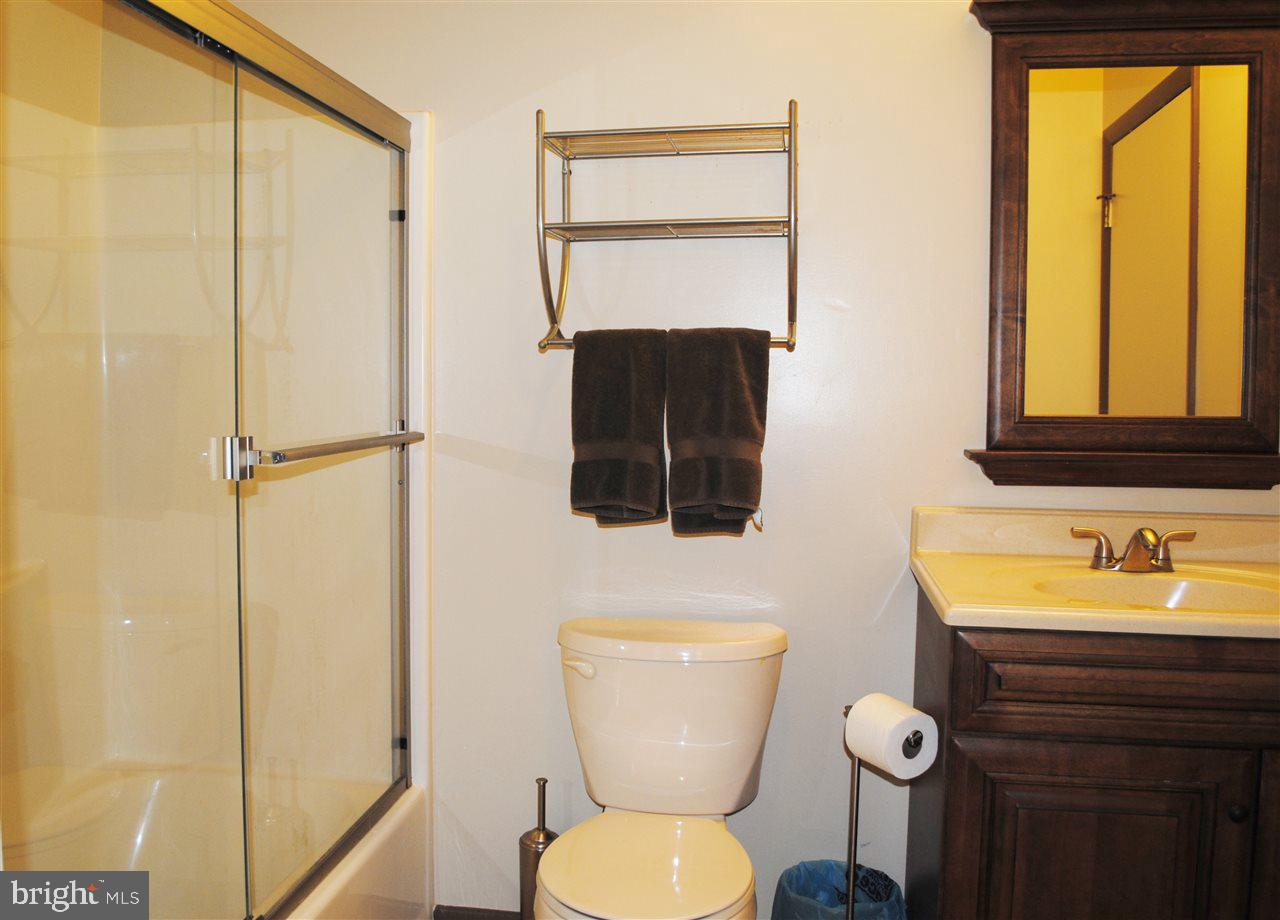50 Greenleaf Road York, PA 17406 - Photo 9 of 13 Gallery Image 9