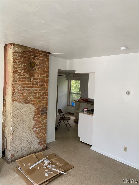 317 Kellogg Street Syracuse, NY 13204 - Photo 9 of 13