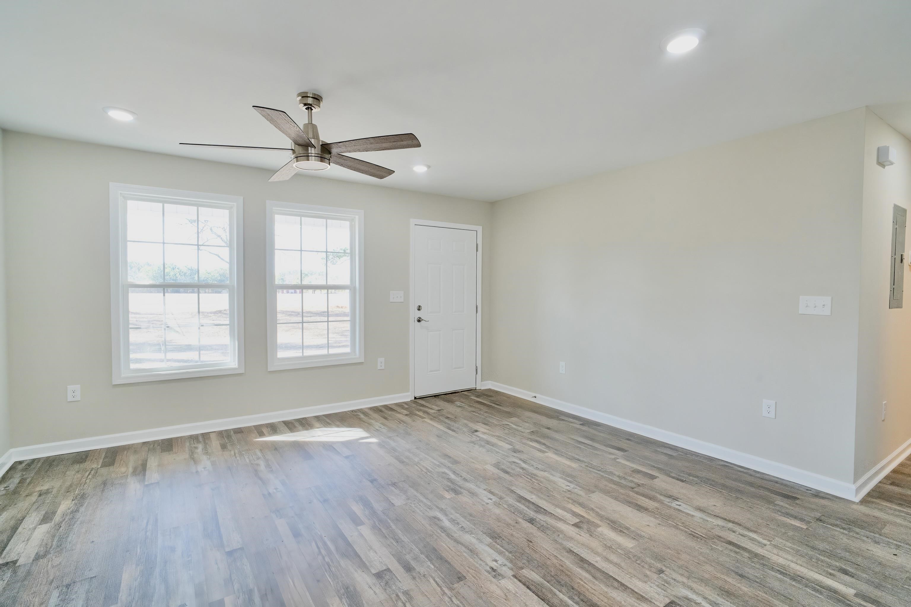 3006 Folly Grove Road Hemingway, SC 29554 - Photo 6 of 36 Gallery Image 6