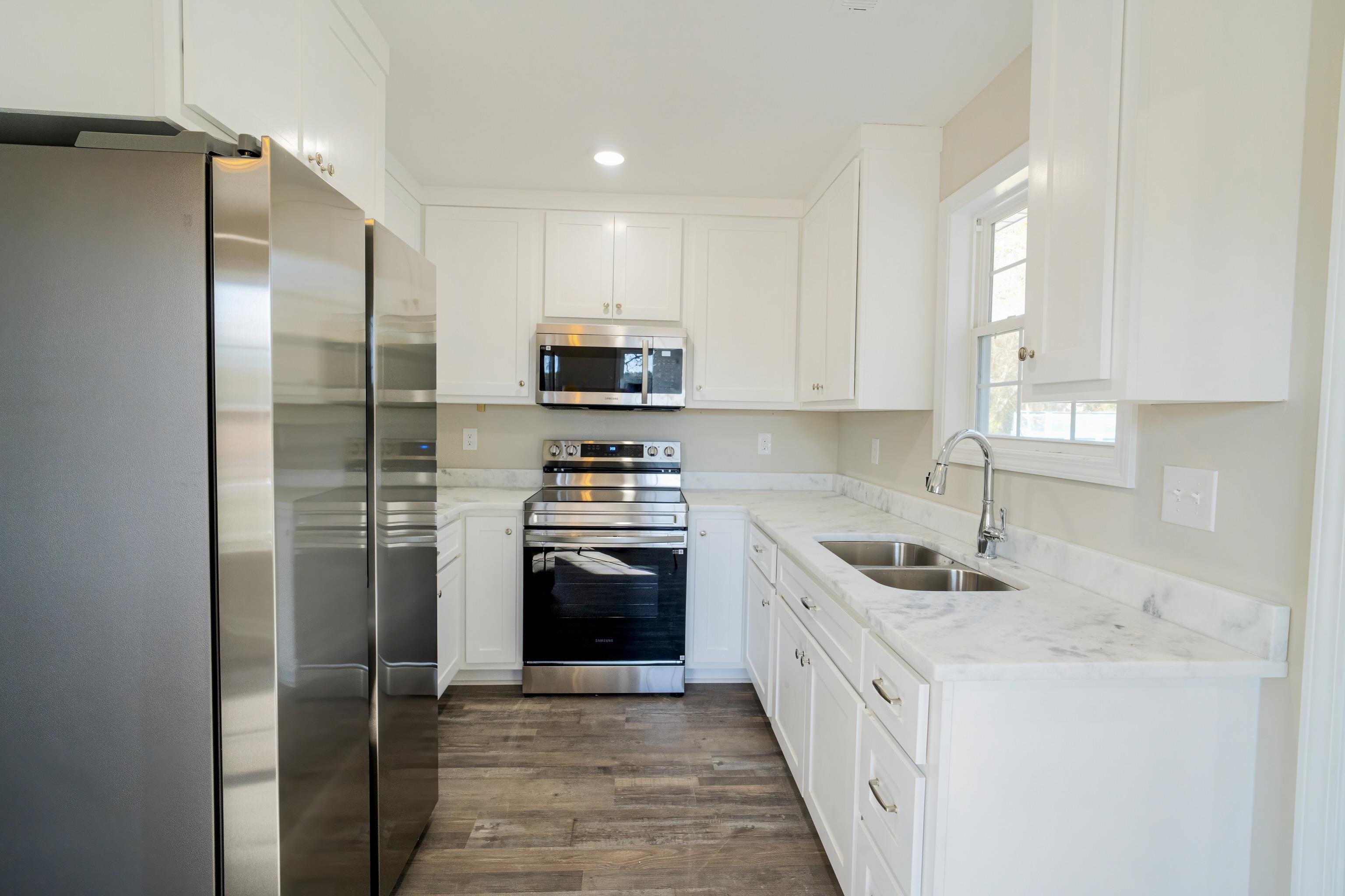 3006 Folly Grove Road Hemingway, SC 29554 - Photo 9 of 36 Gallery Image 9